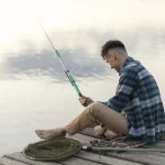 Mencari Ketenangan Lewat Hobi Memancing Menangkap Ikan