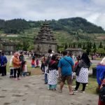 Ribuan Wisatawan Membanjiri Dieng Saat Long Weekend