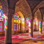 Wisata Masjid Warna Warni Nasir al-Mulk Mosque Shiraz yang Viral di Instagram