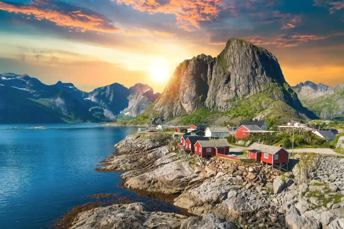 Wisata di Norwegia, dan Cahaya Utara yang Bikin Perjalanan Terasa Sinematik